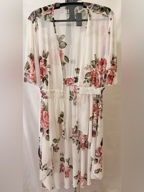 Haute Project Women’s size X-Large Sheer Floral Kimono Cover Pink Roses